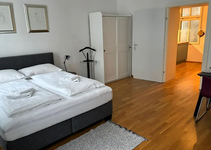 Zentral & Ruhig By Interhome